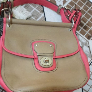 Tas Pl Kulas: Tas Kulit Berkualitas Untuk Pria & Wanita