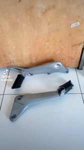 FOOTSTEP FUSTEP BOSTEP POSTEB PIJAKAN KAKI BELAKANG SUZUKI SMASH LAMA 110
