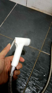 11cm x 9cm Plastic Handheld Toilet Bathroom Bidet Sprayer Shower Head Water Nozzle Spray Toilet Hand Held Bidet Faucet Sprayer Gun