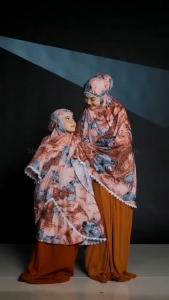 SHALEENA MUKENA COUPLE By Nadheera perlengkapan solat wanita mukena potongan rayon premium