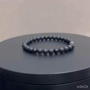 CW Manila - H0RUS Stretch Bracelet - 6mm Onyx with Silver Hematite Spacers - Semi Precious Stretch Bracelet