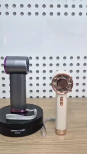 Kipas Angin Tangan Mini Portabel Hand Fan superkonduktor Pendinginan instan hingga 16°C! Desain elegan ringan mudah dibawa ke mana saja Hemat energi suara halus serta baterai tahan lama Cocok untuk bepergian kerja outdoor Nyaman Mesin Cooler Led