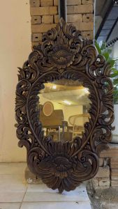 กระจกไม้แกะสลัก กรอบกระจกโบราณ ลายดอกบัวไทย (ส่งพร้อมกระจก) แขวนผนัง กว้าง 50 x หนา 3 x สูง 88 Cm. สีโอ็คแว๊กซ์ ทำจากไม้จามจุรี สวยงาน ประณีต