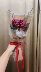 ช่อดอกไม้ มอบเป็นของขวัญแทนใจ ของขวัญวันเกิด ของขวัญวันปัจฉิม ของขวัญวันรับปริญญาบัตร วันสำคัญ