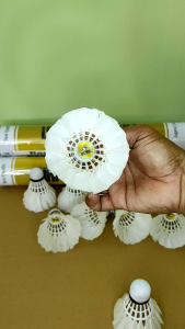 Shuttlecock Kok Badminton Bulutangkis Uni Rebel