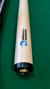 Sports in Style Canadian Maple Billiard Cue Stick Tako Unicues Series Model BBWR5 19 oz with Carrying Case
