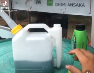 2ลิตร 20:1 25:1 40:1 50:1 ถังน้ำมันสำหรับผสมออโต้ลูป