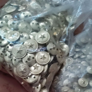 Bộ 9 cúc đồng áo vest ( 7 cúc size 25cm 2 cúc size 2cm)