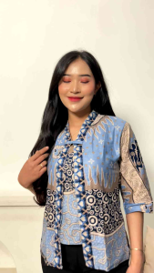 Atasan Wanita Batik Tenun Ikat Elegan – Blouse Lengan 3/4 Kekinian Baju Batik Wanita Kekinian Modern Dewasa Kekinian Batik Blouse Bolero Baju Batik Katun Prima Atasan Batik Wanita Dewasa Kekinian Modern Batik Katun Viral Baju Batik Katun Prima Atasan
