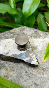 Knob Laci Lemari Meja Kuningan Antik Motif Polos 23 cm 1 Pcs