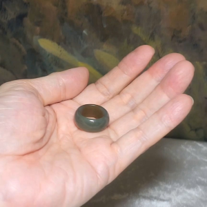16.1mm Premium Nephrite caramel brown blue green good greasiness Jade ring (with certificate)