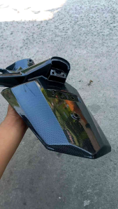 Spakbor Belakang XMAX Karbon: Aksesoris Motor Berkualitas