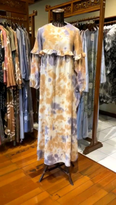 Azumi Dress by Dian Pelangi LIMITED EDITION Busana Muslim Baju Maxi Gamis Abaya Kaftan Gaun Outfit Pesta Pernikahan Kondangan Casual Formal Wanita Hijaber Cantik Anggun Modis Modern Elegan Mewah Model Korea Terbaru Motif Jumputan Tie Dye Kekinian