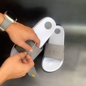 Sandal kulit humprey kulit Garut/grey/sandal kulit abu abu putih /sandal kulit/sandal laki laki/sandal pria/sendal kulit