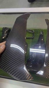 MT09 V2 Radiator side cover Carbon Fiber