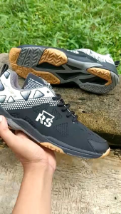 Sepatu badminton RS jf rainforce speed hitam putih terbaru