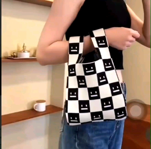 Tote Bag Wanita: Desain Unik & Anyaman Import
