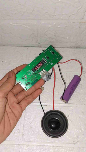 Mesin kodul mp3 speaker Bluetooth Y-1033S-7 yg bisa pasang aja