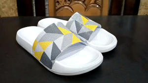 Sandal Wanita Pria Terbaru Sandal Pria Wanita Anti Slip Tahan Air Tanpa Lem Size 39-43