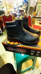 Sepatu Safety Ujung Besi Krushers Tulsa Hitam Original