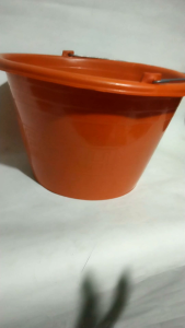 ember air kecil orange plastik anti pecah emer aduk cor bangunan