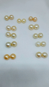 Giwang Stud Mutiara Air Laut Asli Warna Champagne & Soft Gold