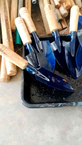 sekop taman serbaguna