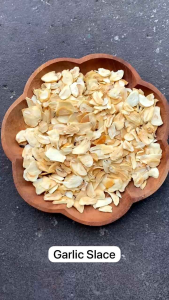 Irisan Bawang Putih Kering | Garlic Slice Asli | Cocok untuk Bumbu & Topping