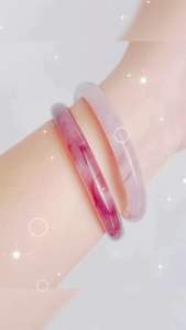 กำไลข้อมือหยกเทียมสไตล์โบราณพร้อมกล่อง