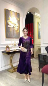 Đầm Đi Tiệc [Salu Store] Mã KC422 Lững + KC419  Dài Cổ Lượn Sóng Chất Vải Nhung Tuyết Đính Đá Cao Cấp Sang Trọng Từ 50kg Đến 75kg