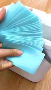 多效地板清洁片 (5包150片) Multi-Purpose Floor Cleaning Tablets 居家好物 #地板清洁片 只需取出一片放进水里就会融化，用它来拖地或抹厨房，它的强力去污能力可以使瓷砖清洁光亮，味还可以消除异味‼