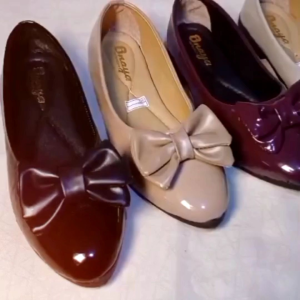 Kiara sepatu flatshoes wanita slip on casual