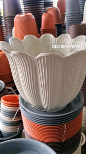 18 นิ้ว กระถางต้นไม้ขนาดใหญ่รุ่นบิวตี้ชุด พร้อมถาดรองเข้า