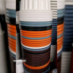 กระถางพลาสติกทรงลายโรมัน พร้อมจานรอง ขนาด12นิ้ว-15นิ้ว