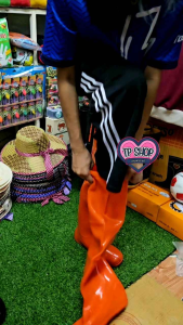 รองเท้าบูทยาวเพนโก้ สีส้ม รองเท้าบูทลงนา ลง บ่อน้ำ รุ่นไม่มีพื้น บูทยางพารา รองเท้าบูทยางกันน้ำสีส้ม เนื้อนิ่ม เบา ใส่สบาย เหมาะ สำหรับลงนา โคลน สูง 24 - 26 นิ้ว เบอร์ 9.5 -11.5 เบอร์ 9.5 เทียบไซส์ 36-37 เบอร์ 10 เทียบไซส 38-39 เบอร์ 10.5 เทียบไซส์ 40-41