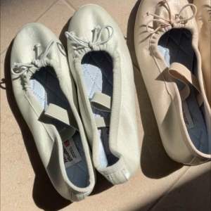 Lullaby Ballet Shoes | รองเท้าบัลเล่ต์