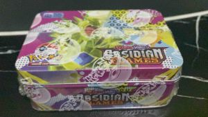 1 Box Kartu Pokemon Metal Kaleng isi 42pcs Bonus 1pcs Pokemon Emas / Kartu Pokemon Scarlet & Violet