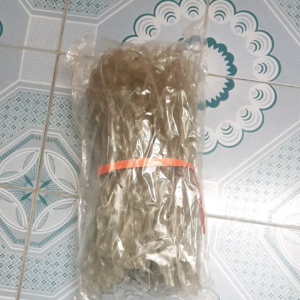 Miến dong thái tay sợi to - túi 1kg - 100% từ củ dong sản xuất thủ công phù hợp cho người ăn chay giảm cân kiểm soát đường huyết