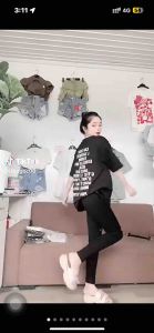 HOT ITEMS Ladies ripped jeans women