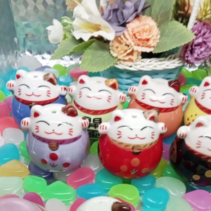 Lucky Cat / Mèo Thần Tài ( Mèo gốm 5cm trưng bày quầy hàng/bàn làm việcbàn học...)