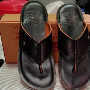 Sendal Kulit Pria: Tips & Rekomendasi