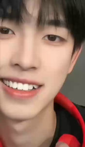 [ Bộ trang điểm]Bộ sản phẩm kem nền trang điểm MSMEESHU gồm 4 món đa năng tiện dụng