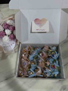 Mini Chupa Chups Lollipop Bouquet Premium Gift Box 50/20/15/8 pieces Large/Medium/Small Premium Gift Box Kotak Hadiah Premium Mini Chupa Chups Lollipop Bouquet (50/20/15/8 biji - Saiz Besar/Sederhana/Kecil)