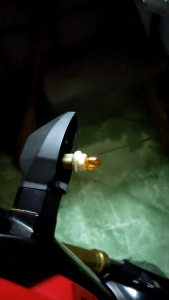 ไฟหรี่กันน้ำ ไฟเลี้ยวกันน้ำ (1 คู่) LED T10 COB คริสตัลซิลิโครกันน้ำได้ สำหรับทุกคน, เป็นเครื่องมือสำหรับติดรถยนต์และมอเตอร์ไซค์