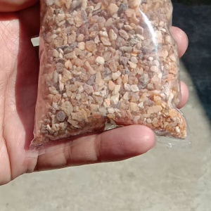 Kemenyan Madu Pecahan Harum Berat 100 Gram