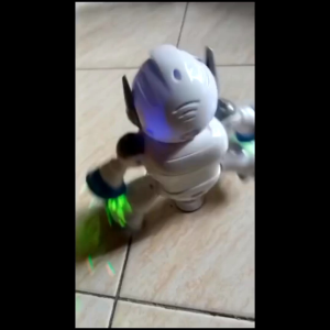 MAINAN ANAK COOL DANCING ROBOT LAMPU DAN MUSIK