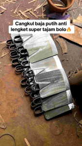 CANGKUL BAJA PITIH TEBAL ANTI LENGKET CANGKUL BERKEBUN CANGKUL SEBAGUNA