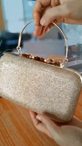 Tas Pesta Tas Kondangan Tas Pesta Wanita Terbaru Tas Pesta Wanita Kondangan Tas Pesta Wanita Mewah Tas Kondangan Mewah Elegan Tas Kondangan Simple dan Elegan Tas Kondangan Wanita Pernikahan Tas Pesta Kristal Bunga Impor Mewah Elegan