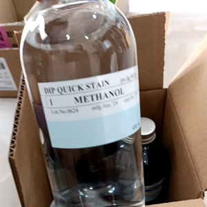 Dip Quick Stain สีย้อมการตรวจสีเลือด 4 ขวดต่อกล่อง 450 กล่อง - สีย้อมการตรวจสีเลือด สีเขา สีดำ, 450 กล่อง