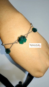 [D.T.C Crystals] Swarovski Emerald Clover Bracelet